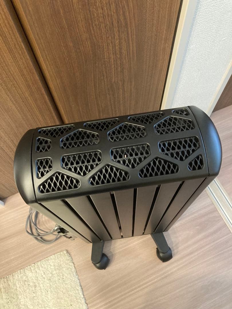 DeLonghi Multi Dynamic Heater マットブラック1台