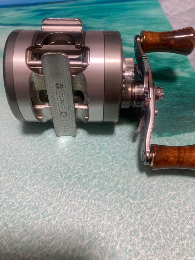 ABU モラム　SX3600C-MAG ベイトリール