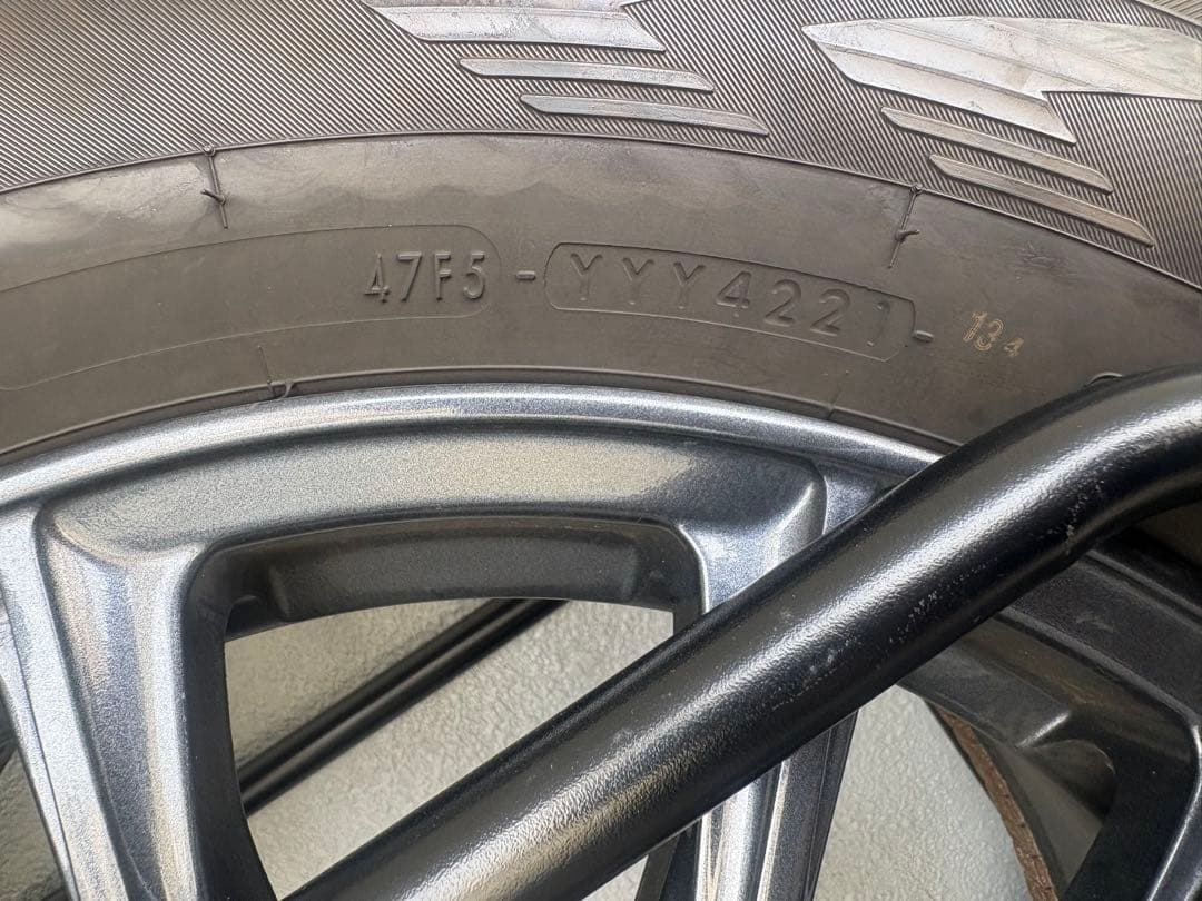 スタッドレスタイヤホイール4本セット　225/65R17