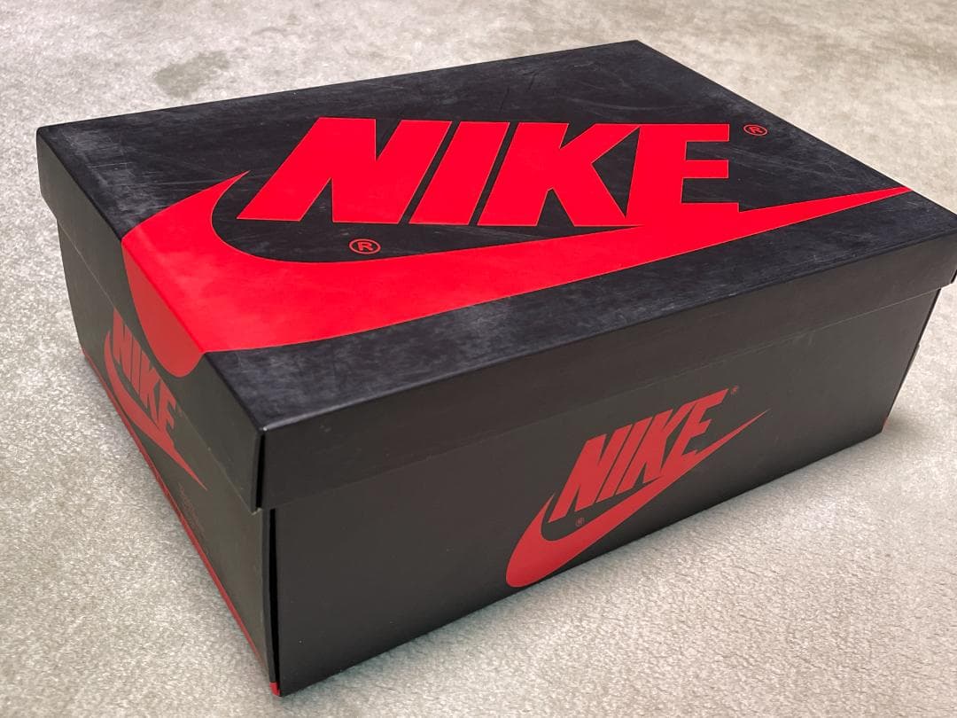 【2000GT‼︎】AIR JORDAN 1Hi メタリックレッド 27.5