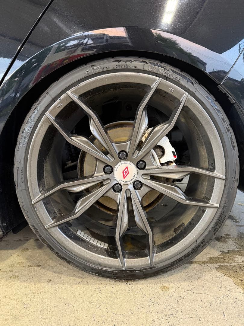 G*D様 pcd100 19インチホイール ツライチ nittoタイヤ溝あり　プ