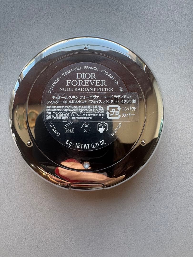 DIOR FOREVER フェイスパウダー　チーク