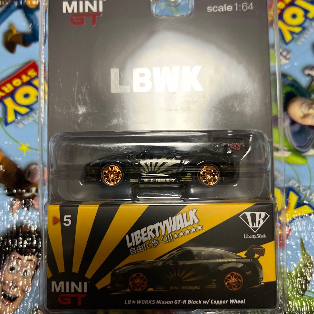 ミニカー MINI GT LB-WORKS Nissan GT-R 1:64
