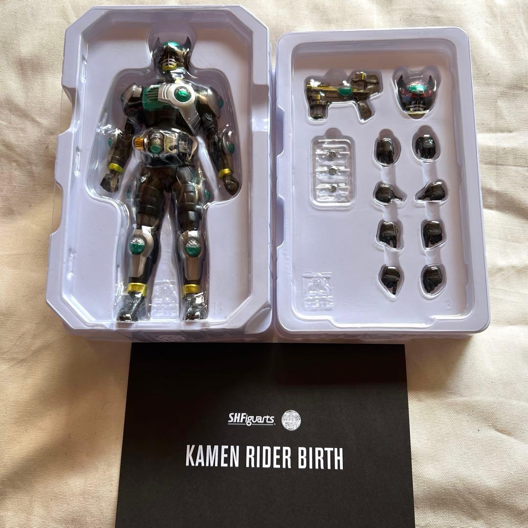 S.H.Figuarts 仮面ライダーバース　CLAWs•サソリ　2点セット