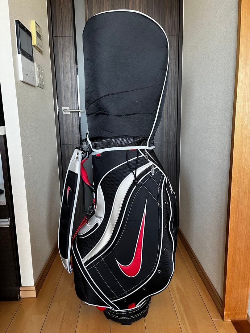 美品完売品　希少ナイキゴルフ　スポーツ　アクティブカートキャディバッグ 黒×赤