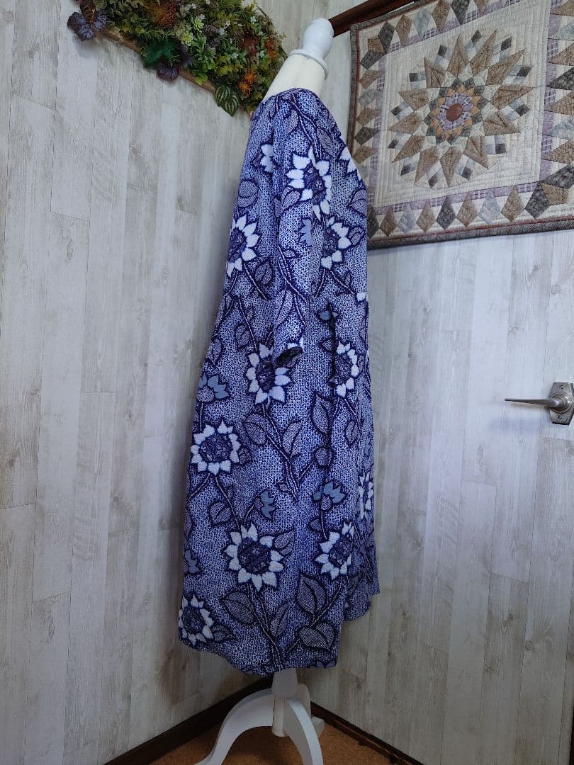 浴衣リメイク＊リップル地の浴衣からワンピース紺地にヒマワリ柄