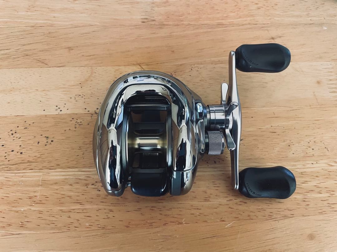 【美品】シマノ 16 アンタレス DC バージョン2 RH 右巻き SVS搭載