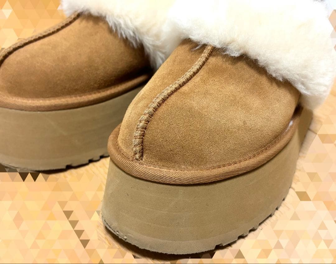 UGGアグ　ファンケット 厚底 ムートン サンダル チェスナット 23cm