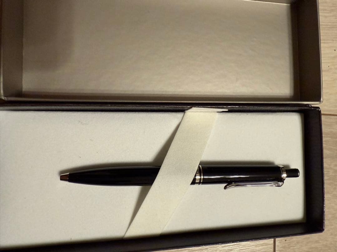 最終値引　新品未使用　Pelikan K405 ボールペン 黒 専用ケース付き