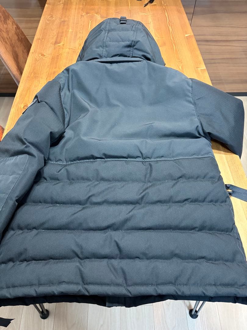 限定  カナダグース RHC豊洲オープン記念商品 M