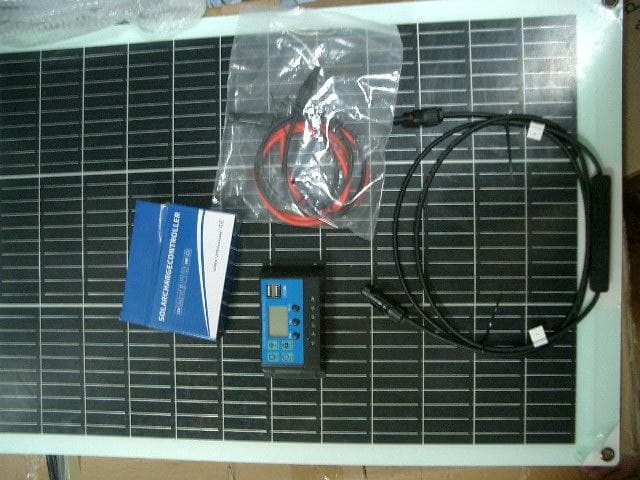 ⭐️ 100W 曲がる!! ソーラー 薄型MPPT対応 防水 車中泊対応