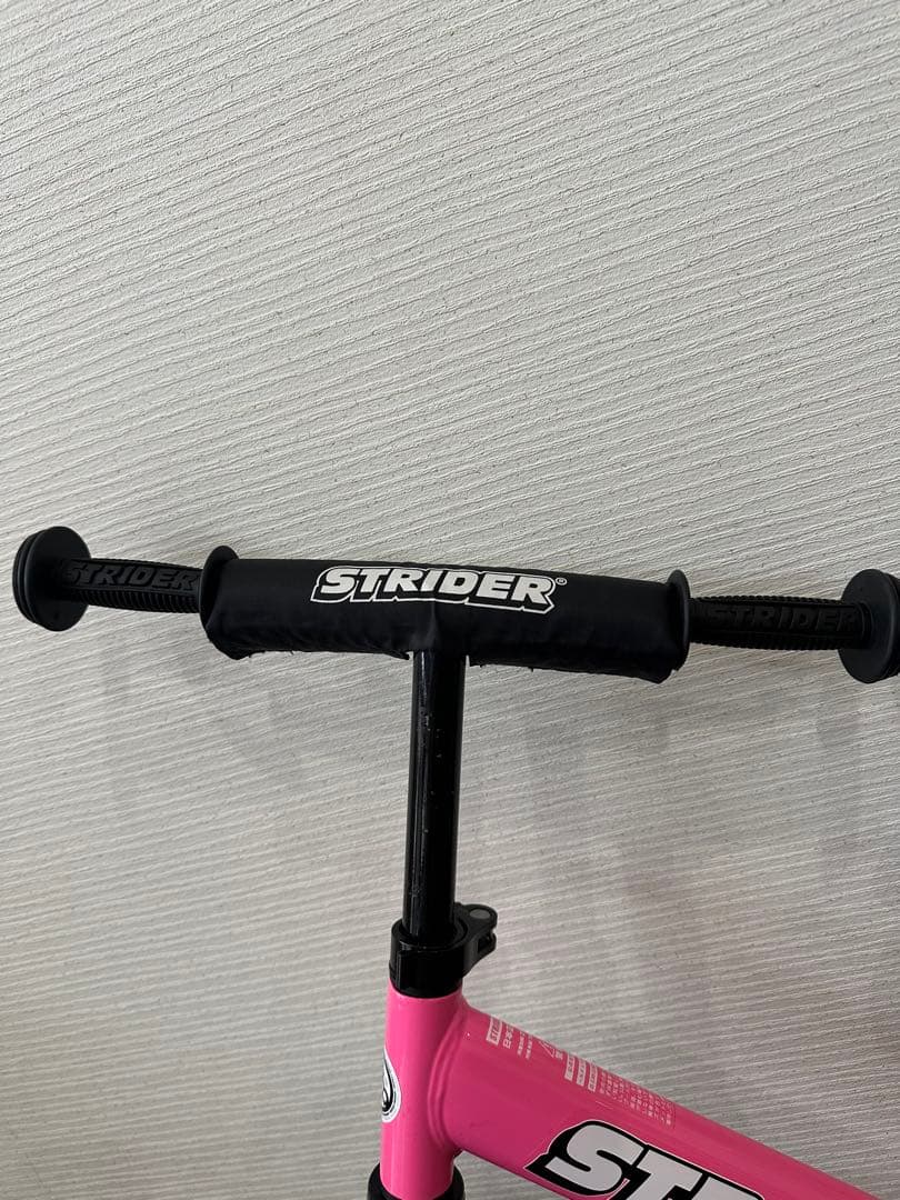 【むー】ストライダー　STRIDER 12 バランスバイク ピンク