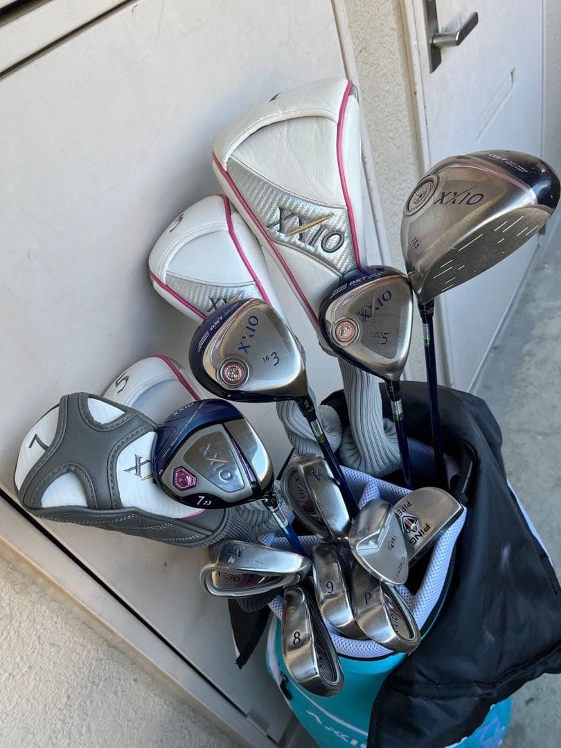 レディース！超豪華XXIO 9＆10代目女性用ゴルフセット+キャデバッグ+オマケ