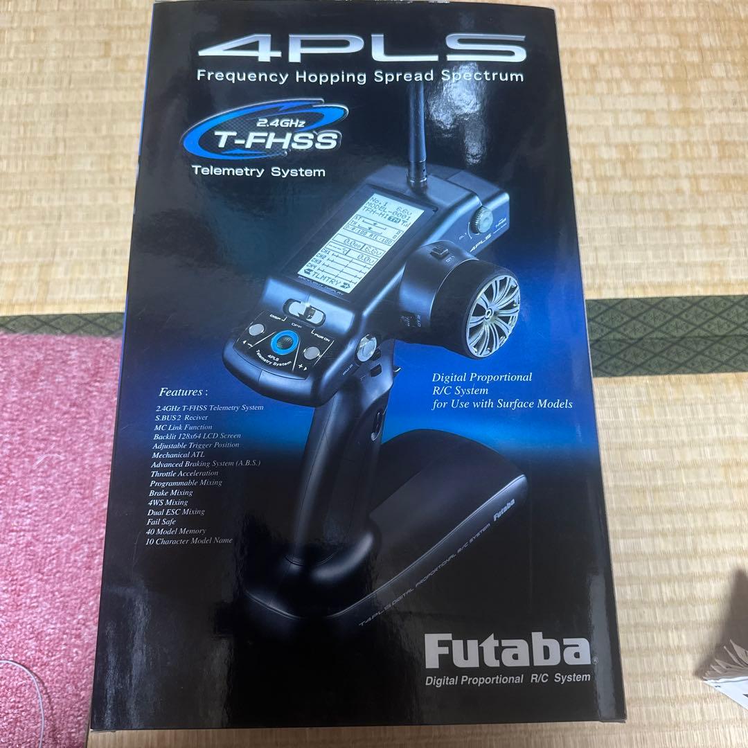 Futaba 4PLS デジタルプロポーショナルRCシステム