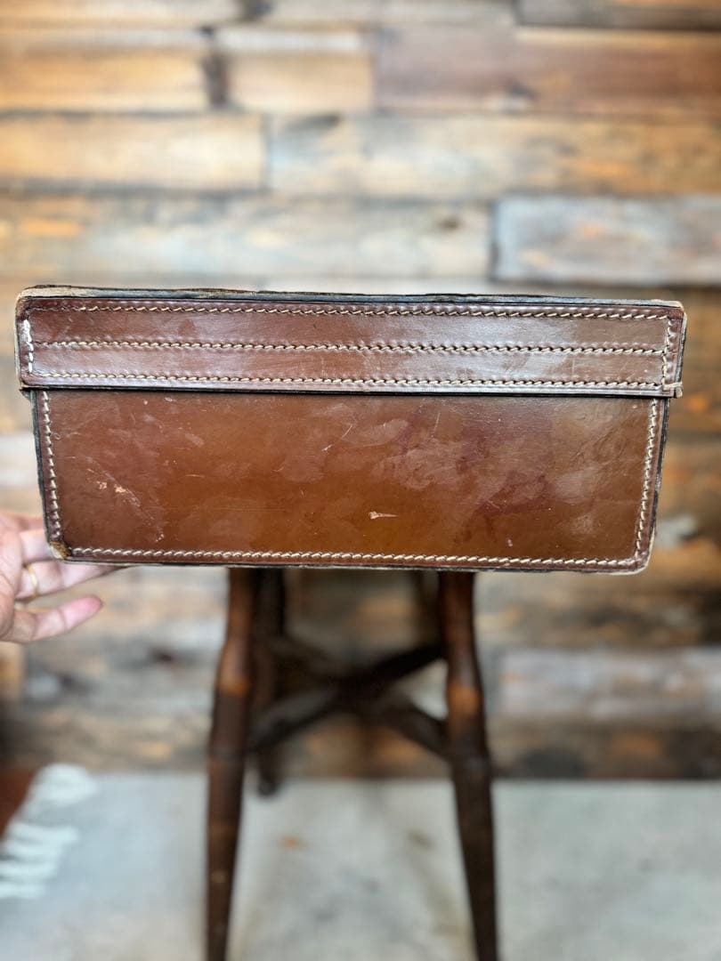 イギリス製　ビンテージトランク