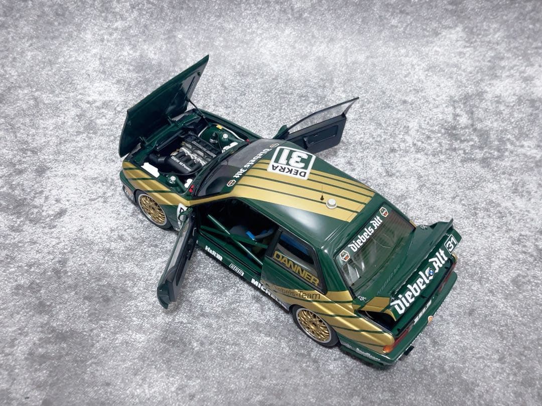 オートアート 1/18  M3(E30)DTM 1991 #31