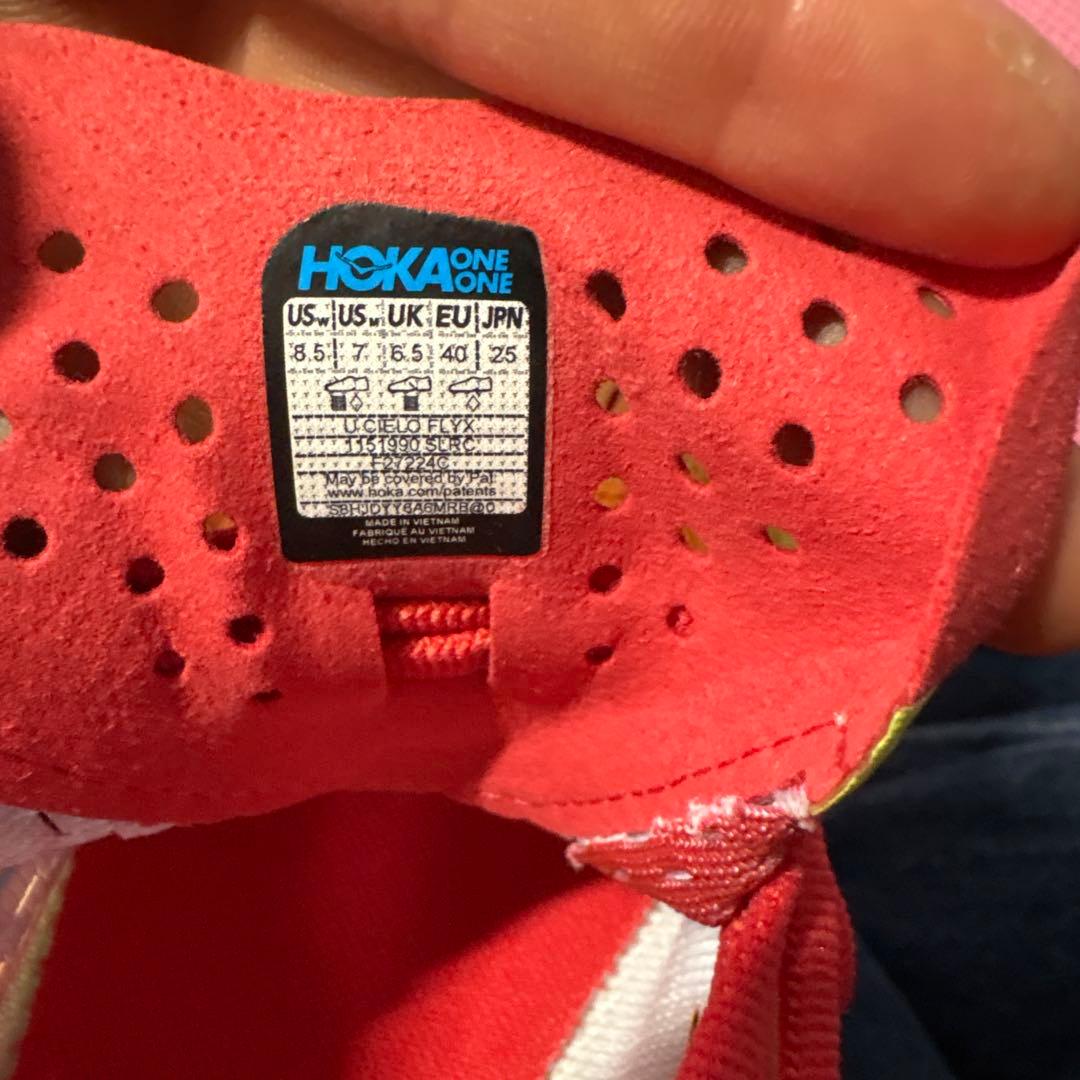 ホカ オネオネ CIELO FLYX（シエロ フライX）