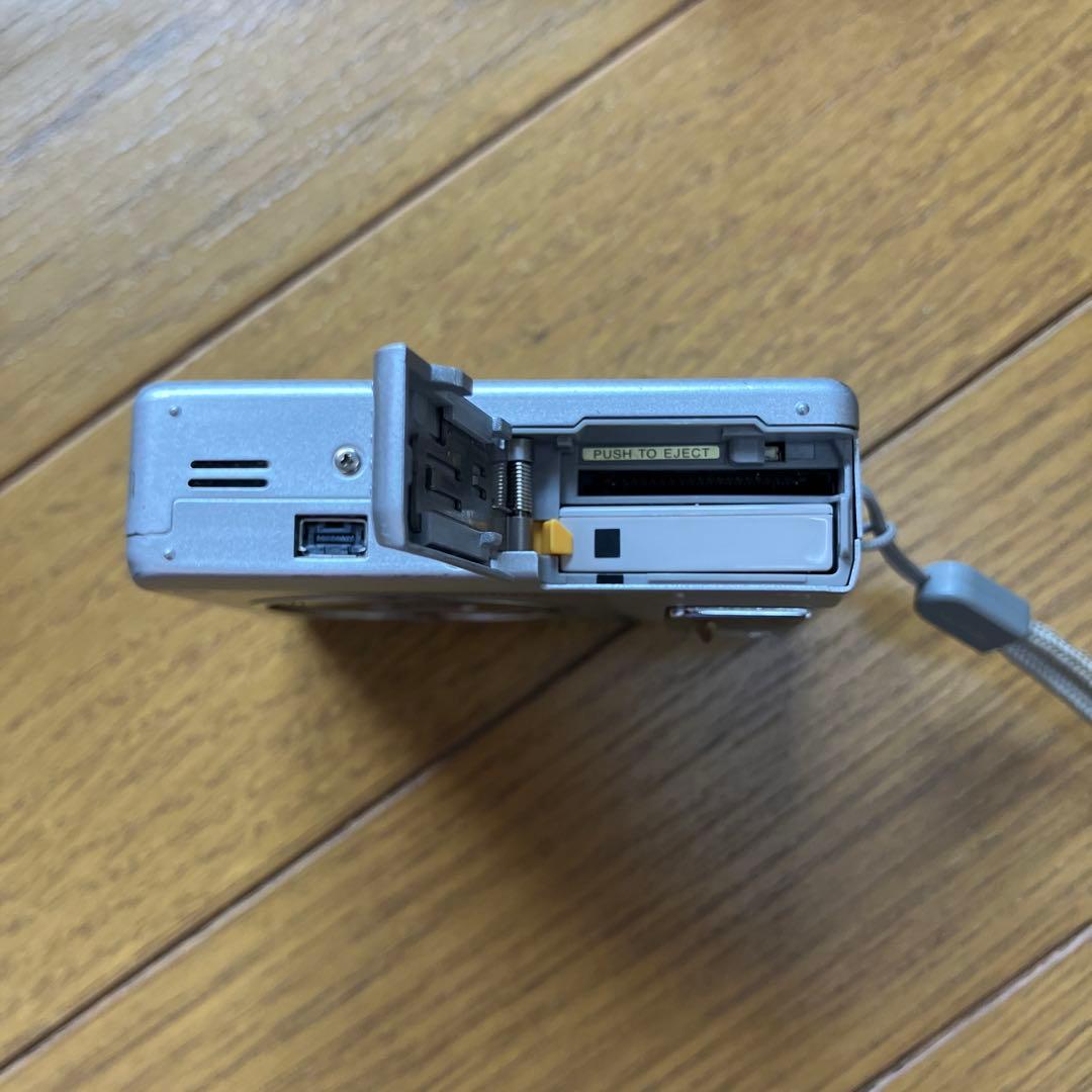 Fujifilm F440 デジタルカメラ