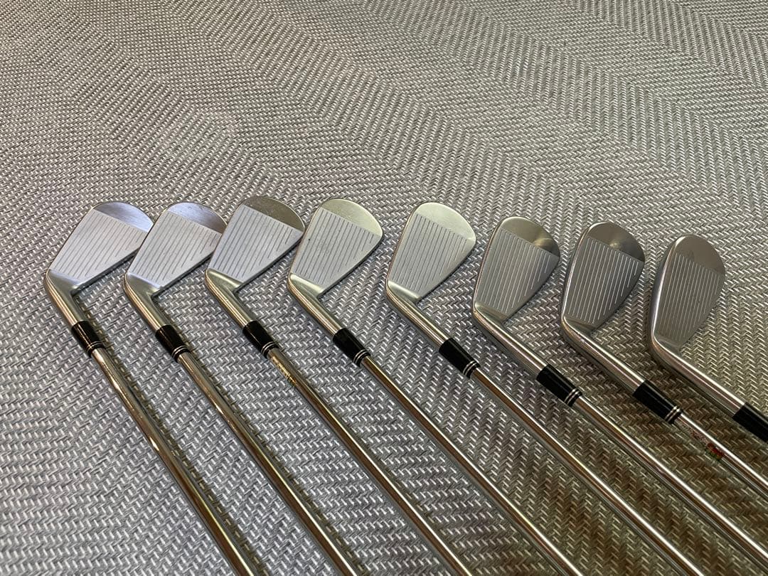 スリクソンZ545アイアン８本　５番〜SW