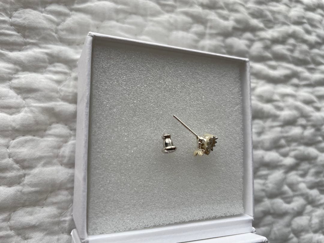 e.m.ピアス　3点セット　花　パール　美品　ビンテージ