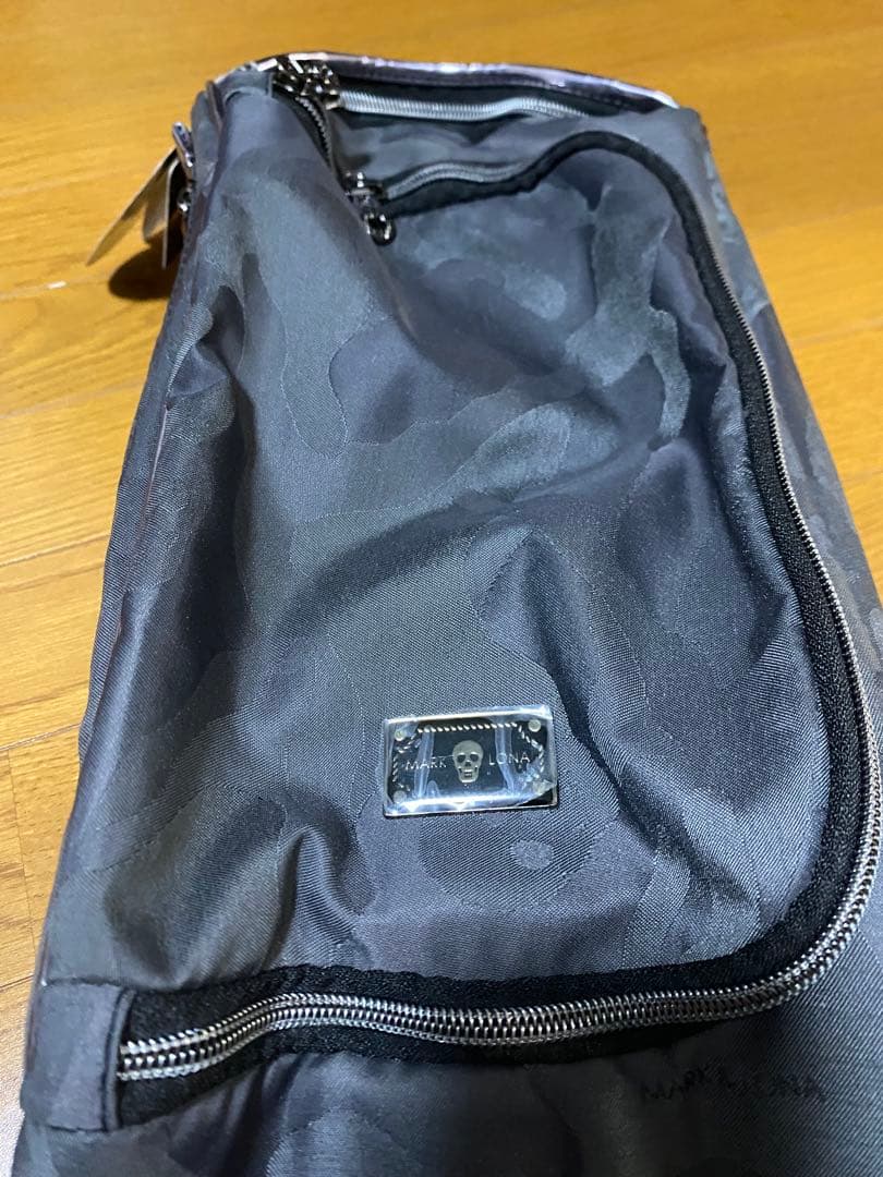 新品 MARK&LONA グレー 迷彩 シューズケース バッグ マーク&ロナ 靴
