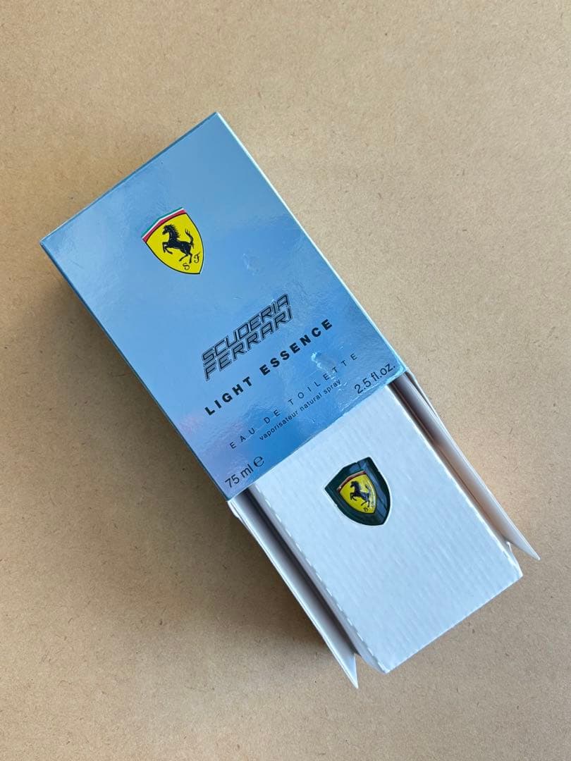 Ferrari フェラーリ ライトエッセンス オードトワレ 75ml