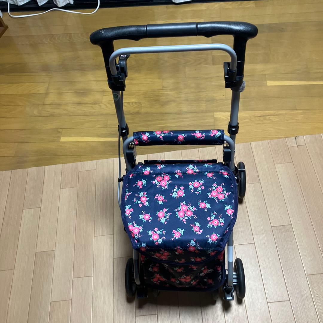 RWCリズム　フローラル花柄NB シルバーカート　歩行車　買い物カート