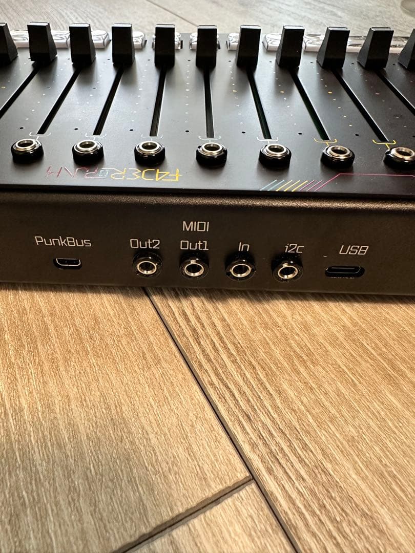 ATOV faderpunk モジュラーシンセ　ユーロラック　シーケンサー