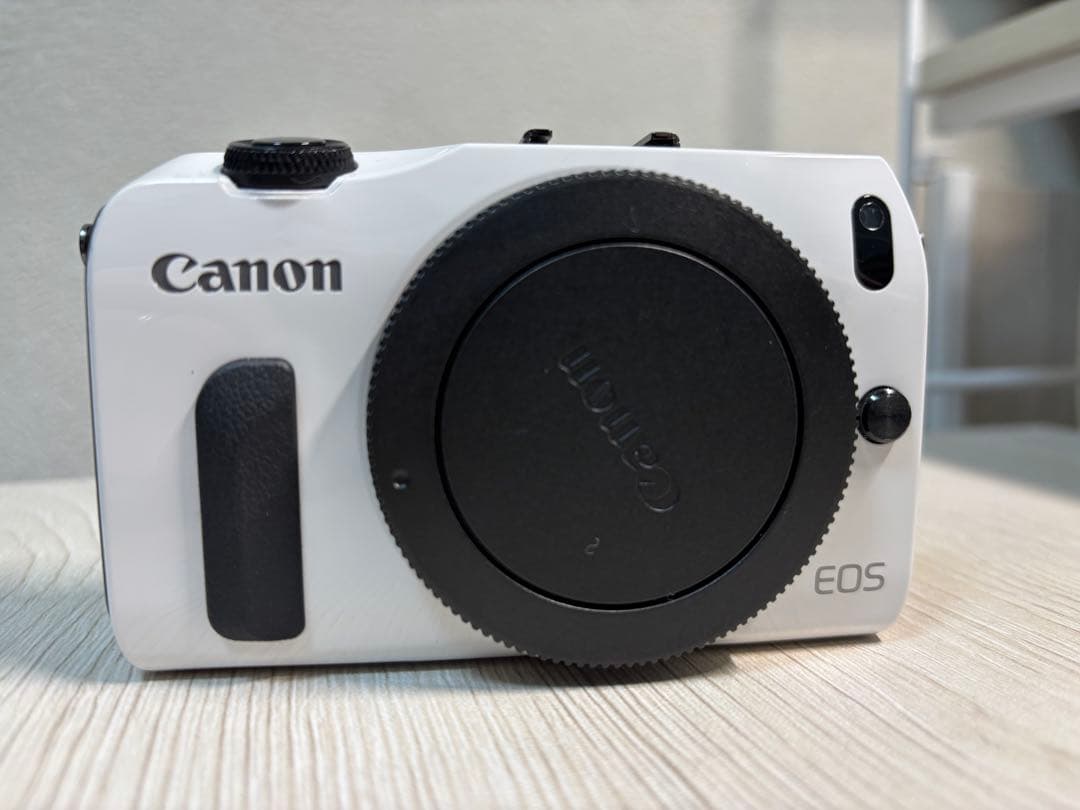 EOSM レンズ(ef-m22mm f2 stm) セット 付属品付き