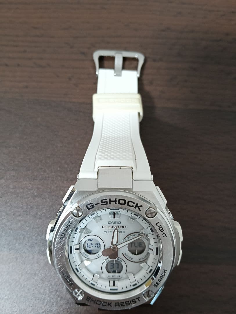 【美品】ジーショック 電波ソーラー オールホワイト 上位モデル