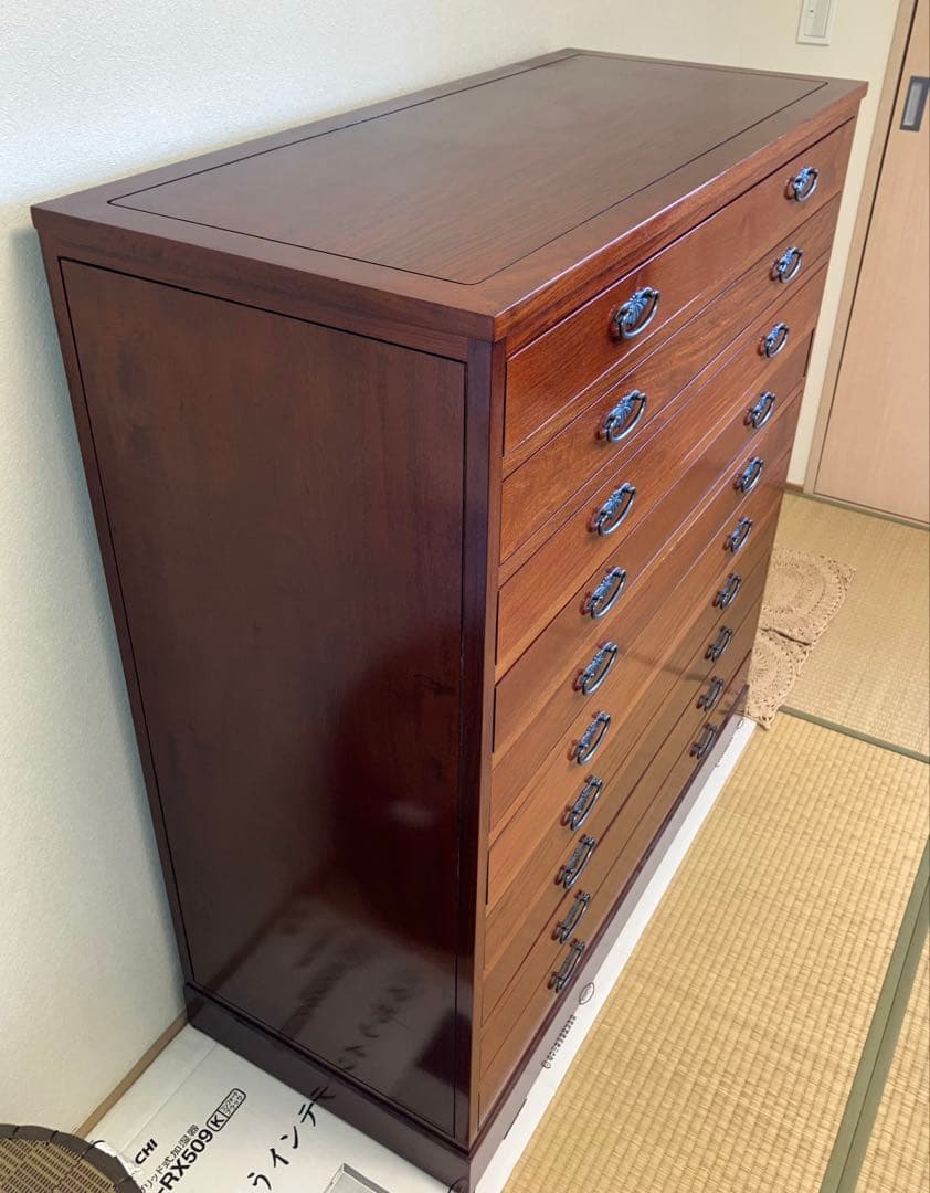 花梨製和タンス 10引き出し 赤みブラウン