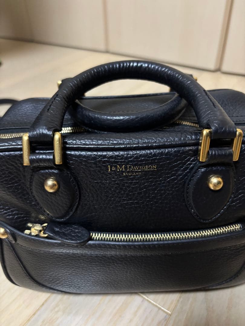 j&m Davidson黒 レザー ハンドバッグ ストラップ付き