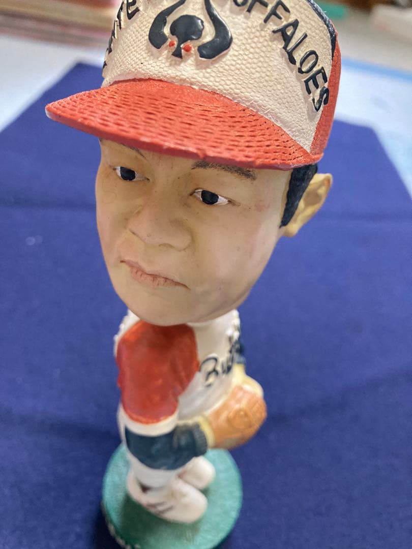 元近鉄バファローズ鈴木啓示さん直筆サインボール（公式試合球）&ボブルヘッド人形