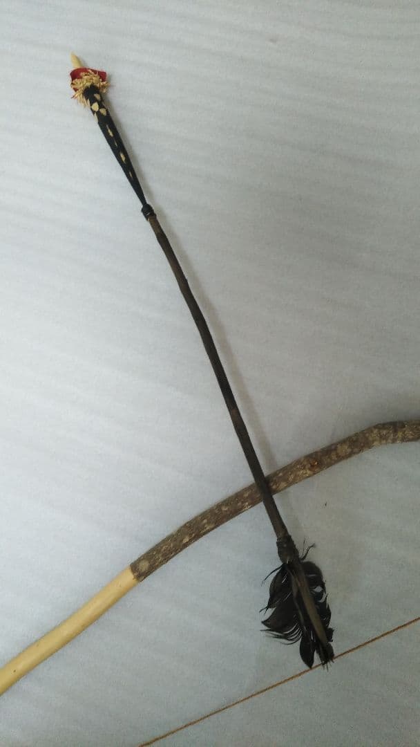 (2月限定)アイヌ民具弓矢セット　クとへペライ