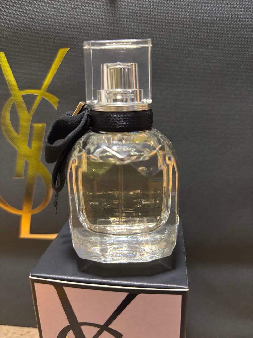 Yves Saint Laurent モンパリ オーデパルファム30ml
