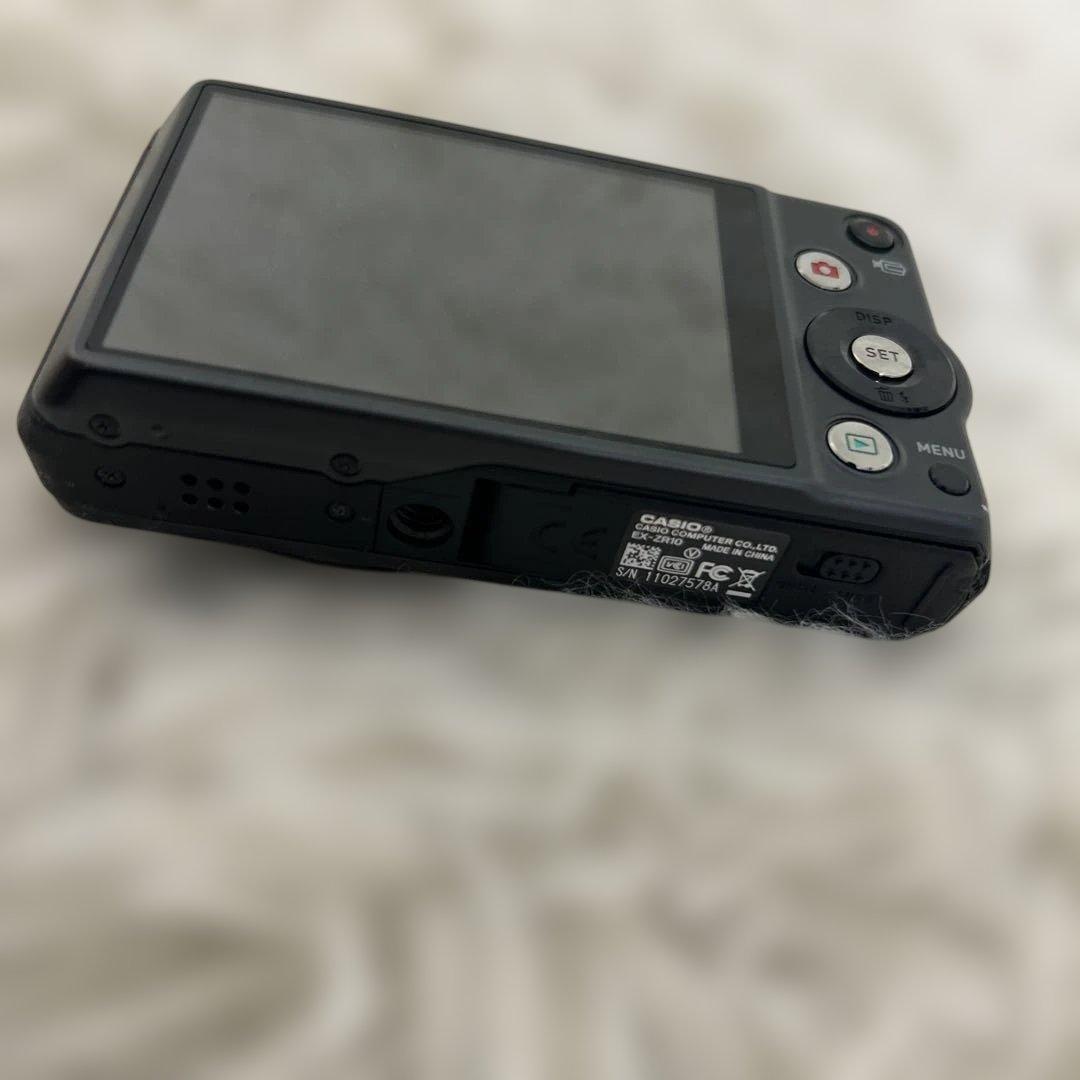 CASIO EXILIM コンパクトデジタルカメラ EX-ZR10