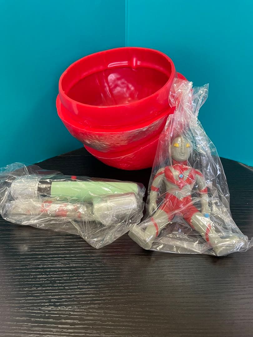 赤い玉　ウルトラマン　ベータカプセル