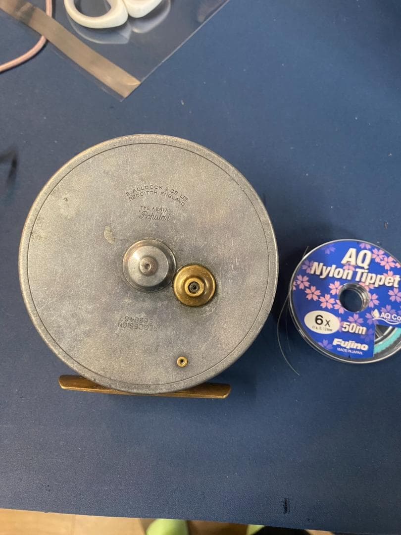 E　センターピンリール　フライリール　フライフィッシング　フライロッド