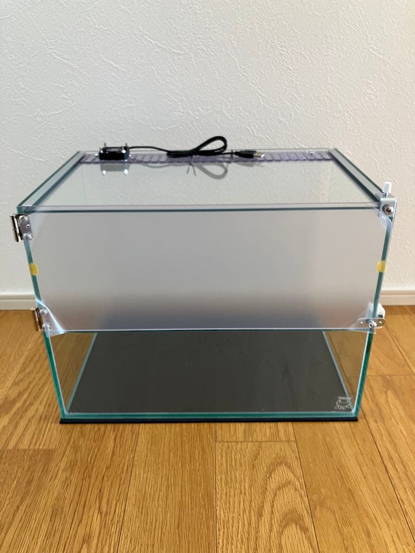 アクアサイダーのイモリウム テラリウム45cm水槽