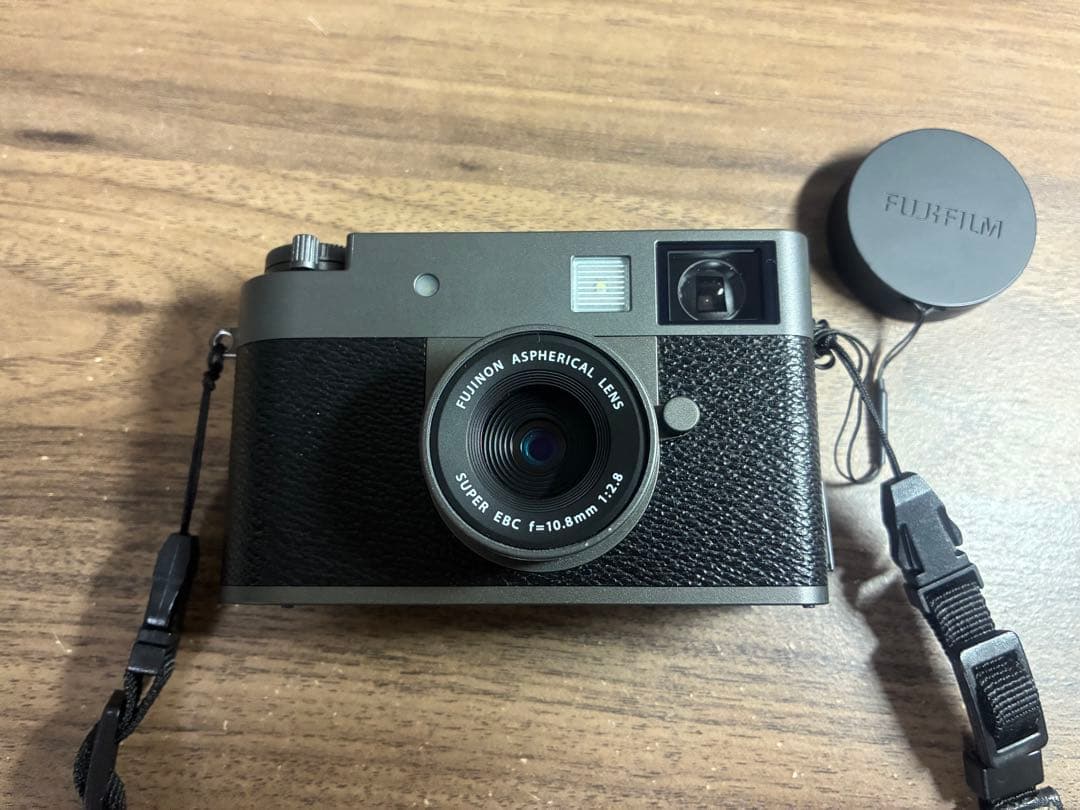 デジタルカメラ FUJIFILM x-half