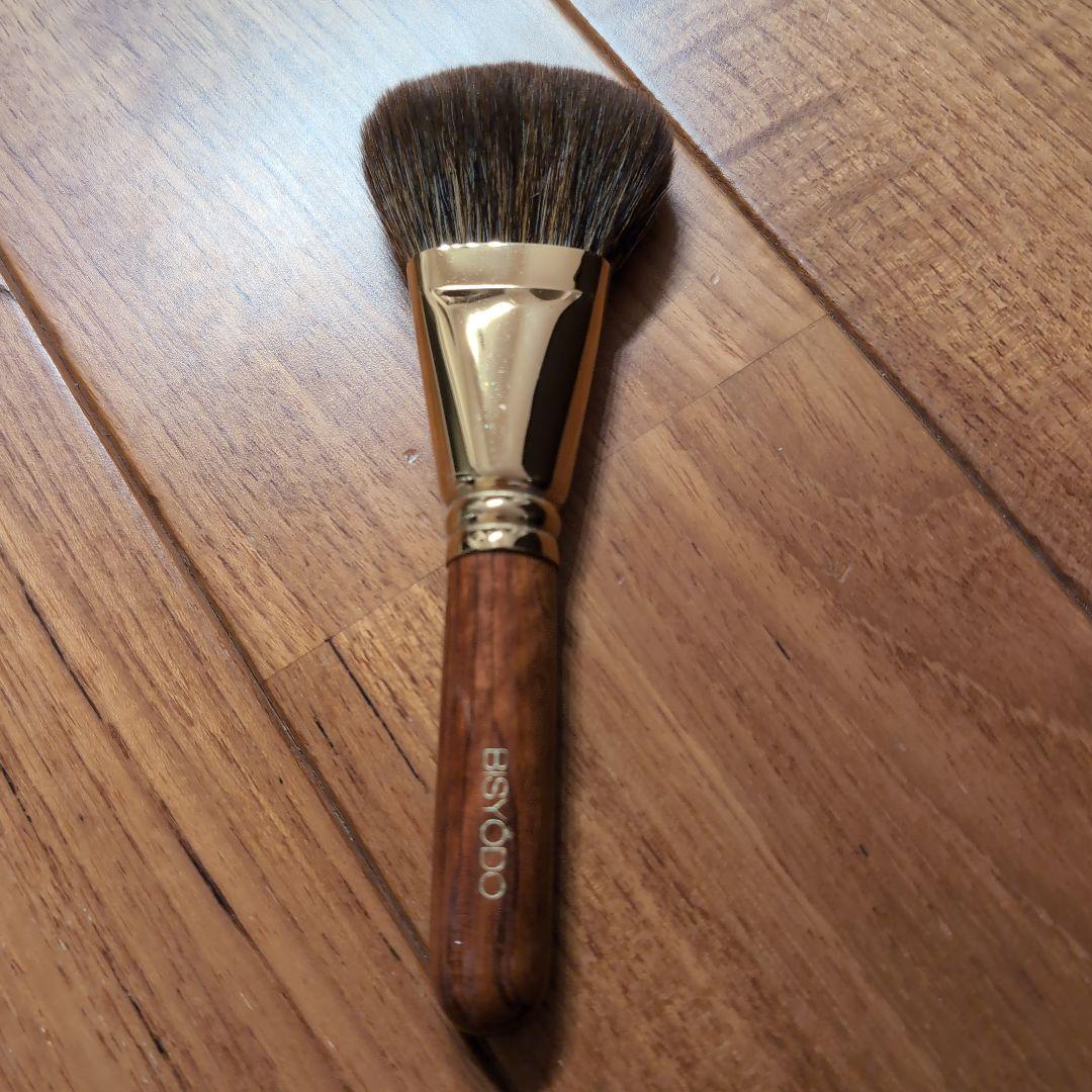 ウエダ美粧堂 パーフェクトフィットブラシ（扇型）