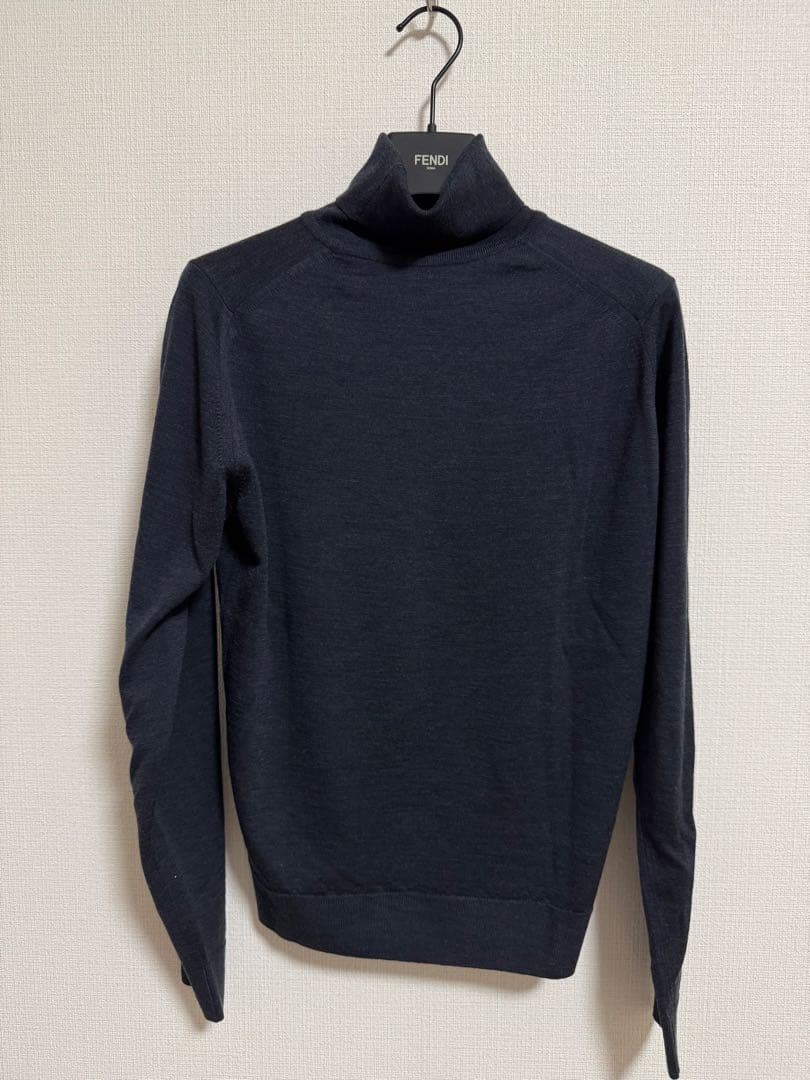 JOHN SMEDLEY ジョンスメドレー　タートルネックニット　サイズ表記S