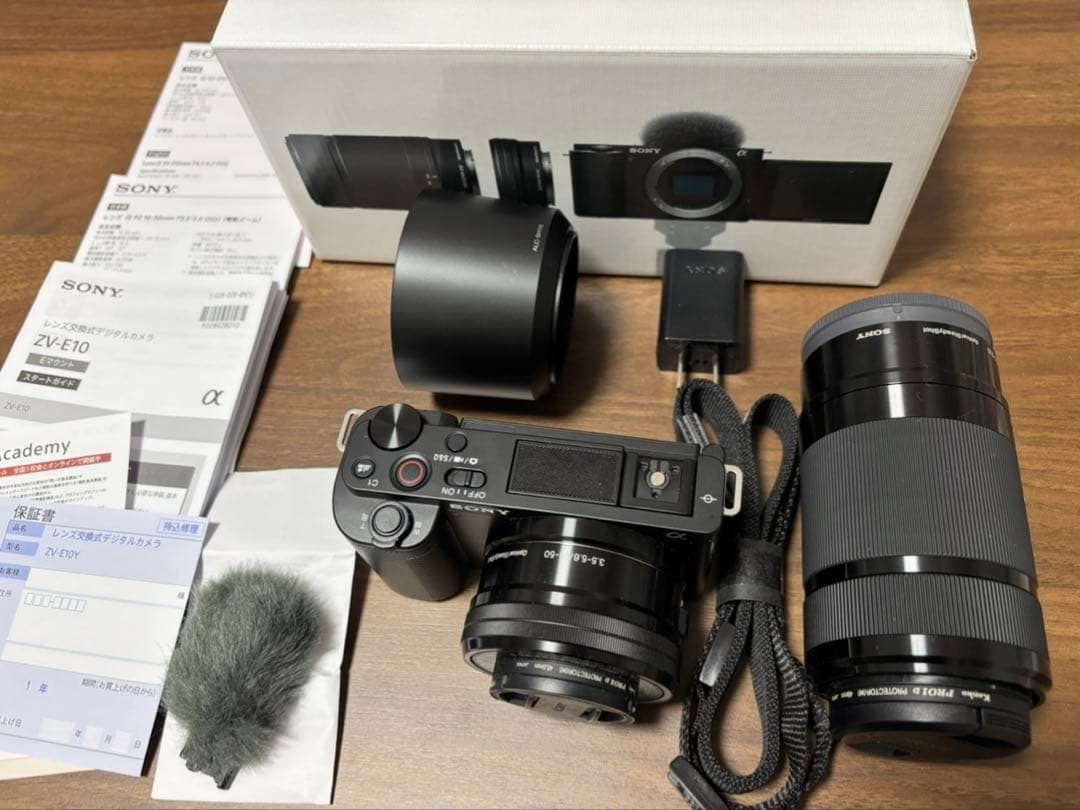 SONY ZV-E10Y ミラーレスカメラ 本体 ダブルズームレンズキット