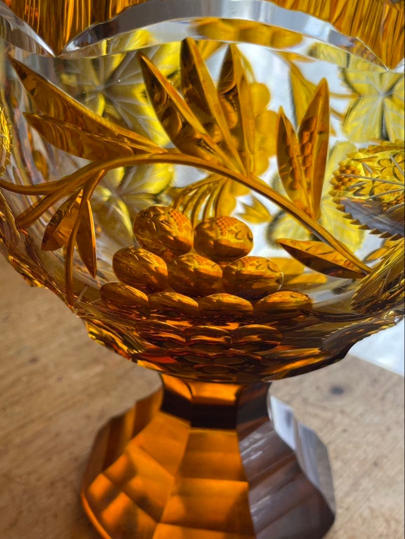アンバーガラス カット細工コンポート／飾り鉢
