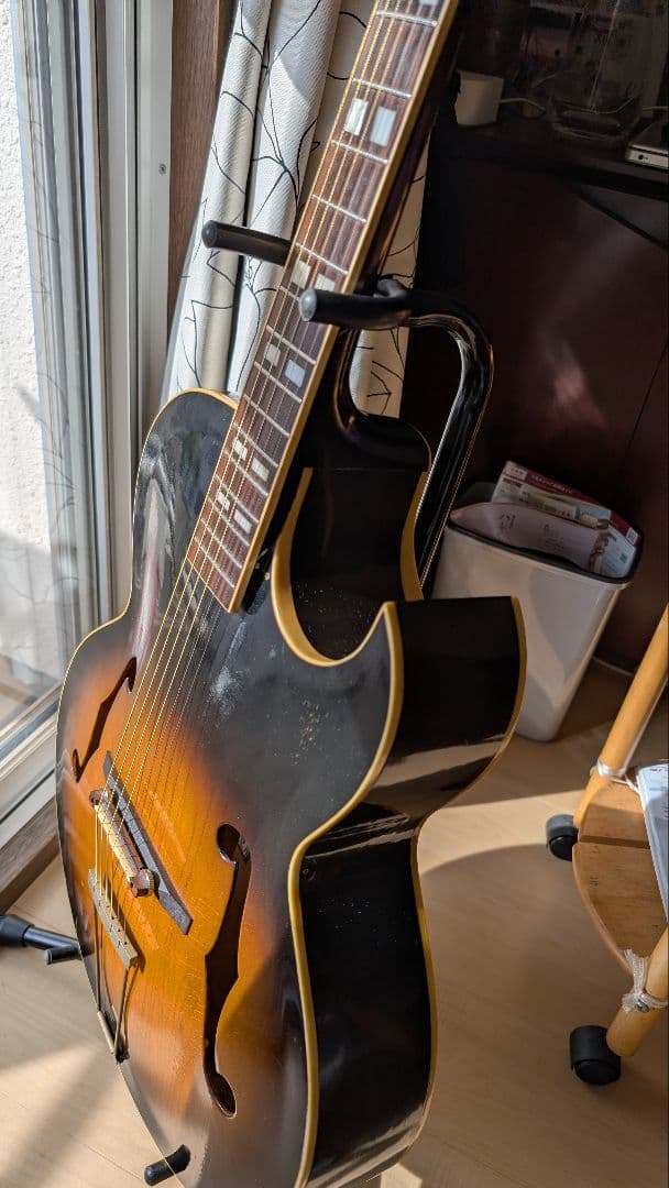 サンバースト アコースティックギター フルボディピックギターmontano昭和