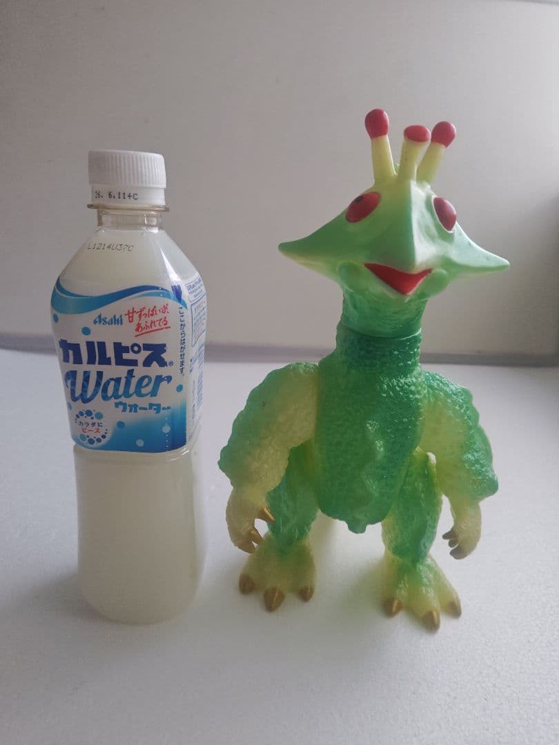 マルサン　ギララ蓄光　ソフビ