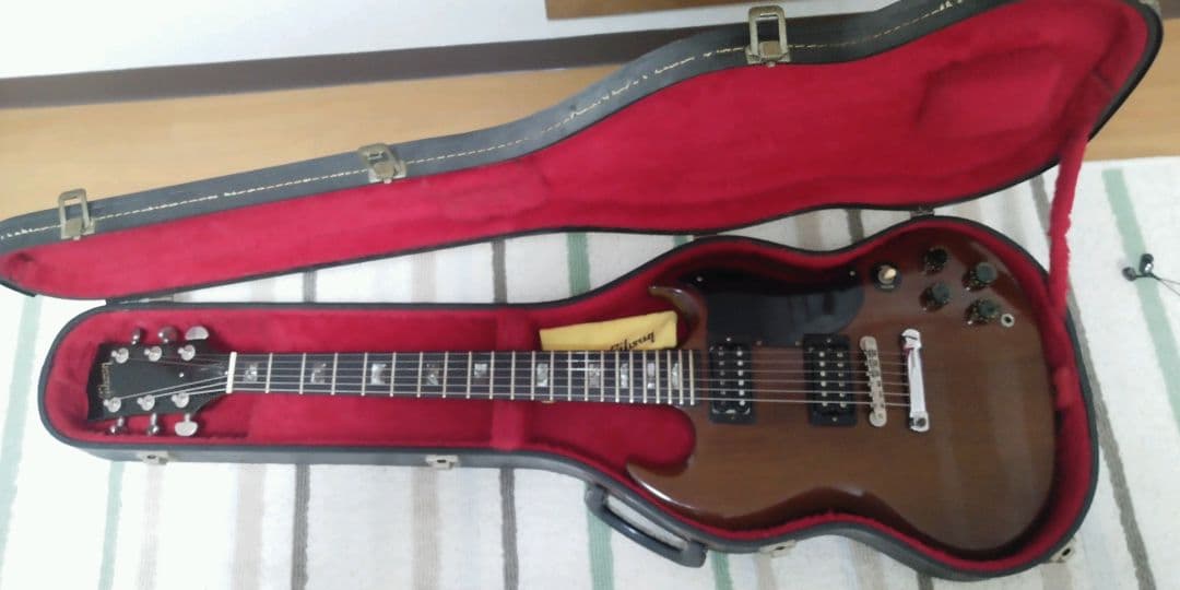 ギブソンSGスペシャル1973年（改造）