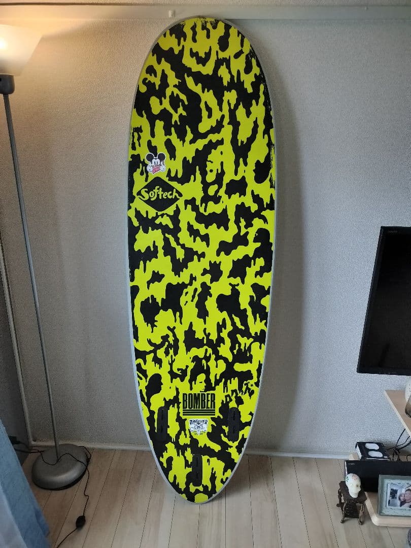 テサーヌ Softtech Bomber ショートボード カモフラージュ