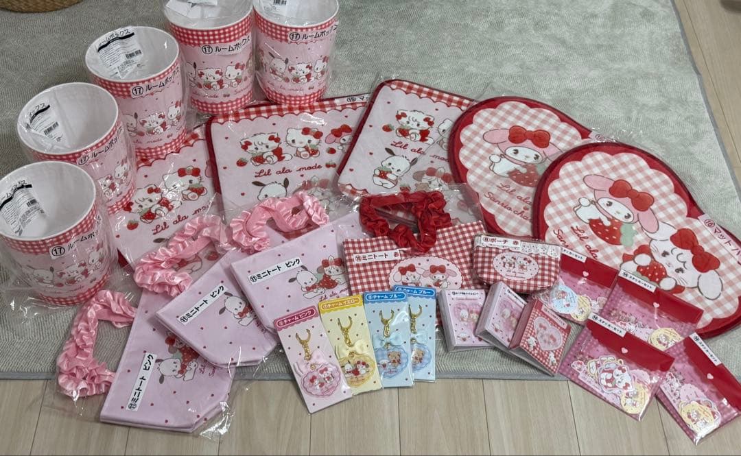 【最短即日発送•翌日お届け•全26点】サンリオ×MIKKO 一番くじ　まとめ売り