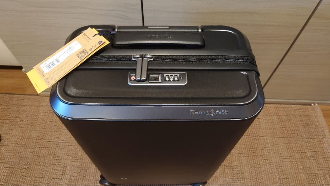 Samsonite スーツケース エヴォアゼット・スピナー55 ブラック